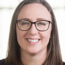 Photo of Shana Warren